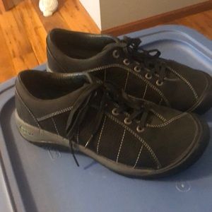 Keen shoes